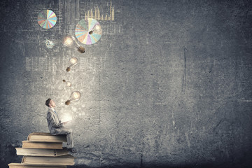 【比亚迪e6电动汽车,续航600km10万左右纯电车推荐】